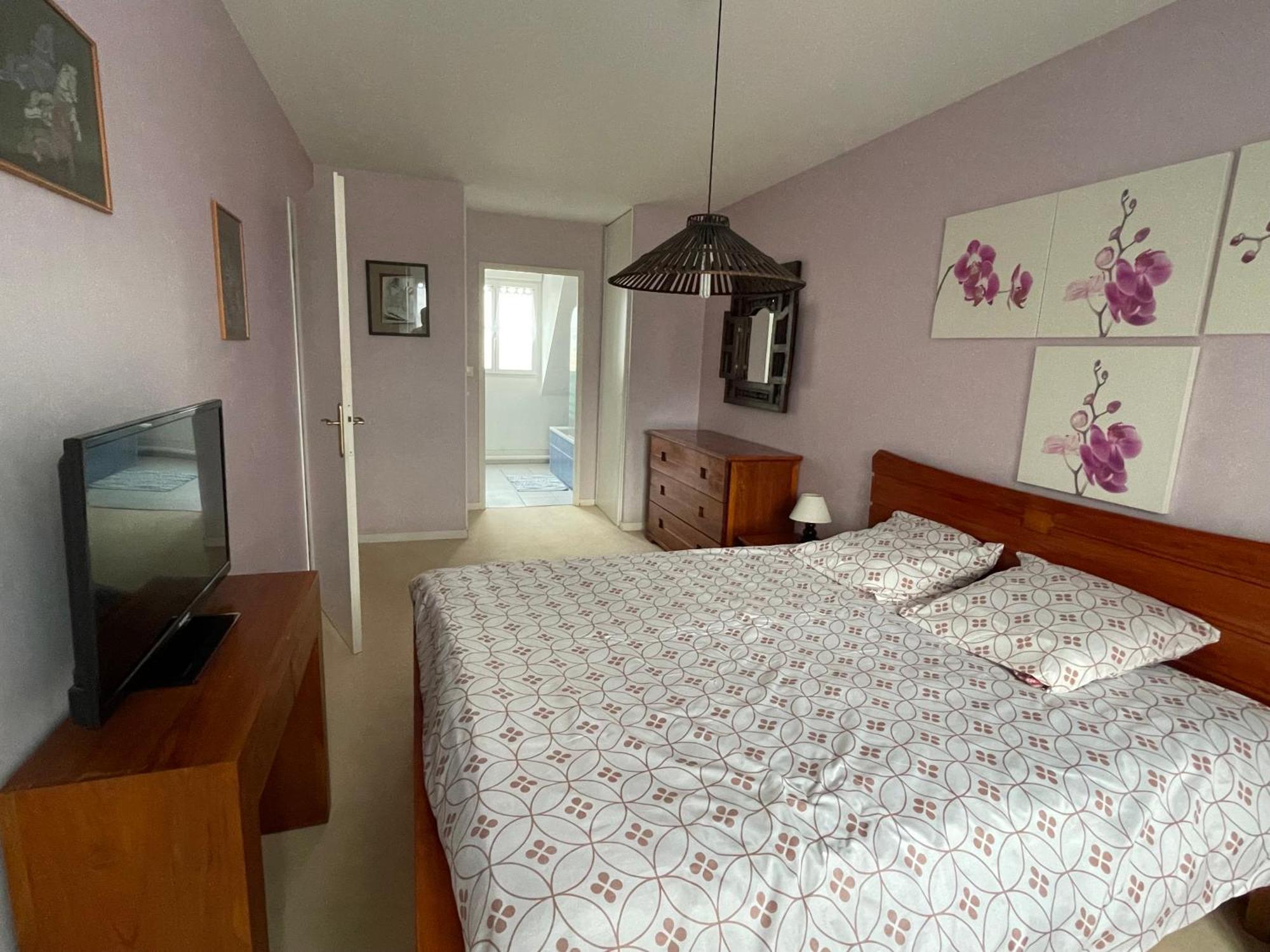 Maison Calme Et Cosy A Port-En-Bessin Pres Du Golf Et De La Mer מראה חיצוני תמונה